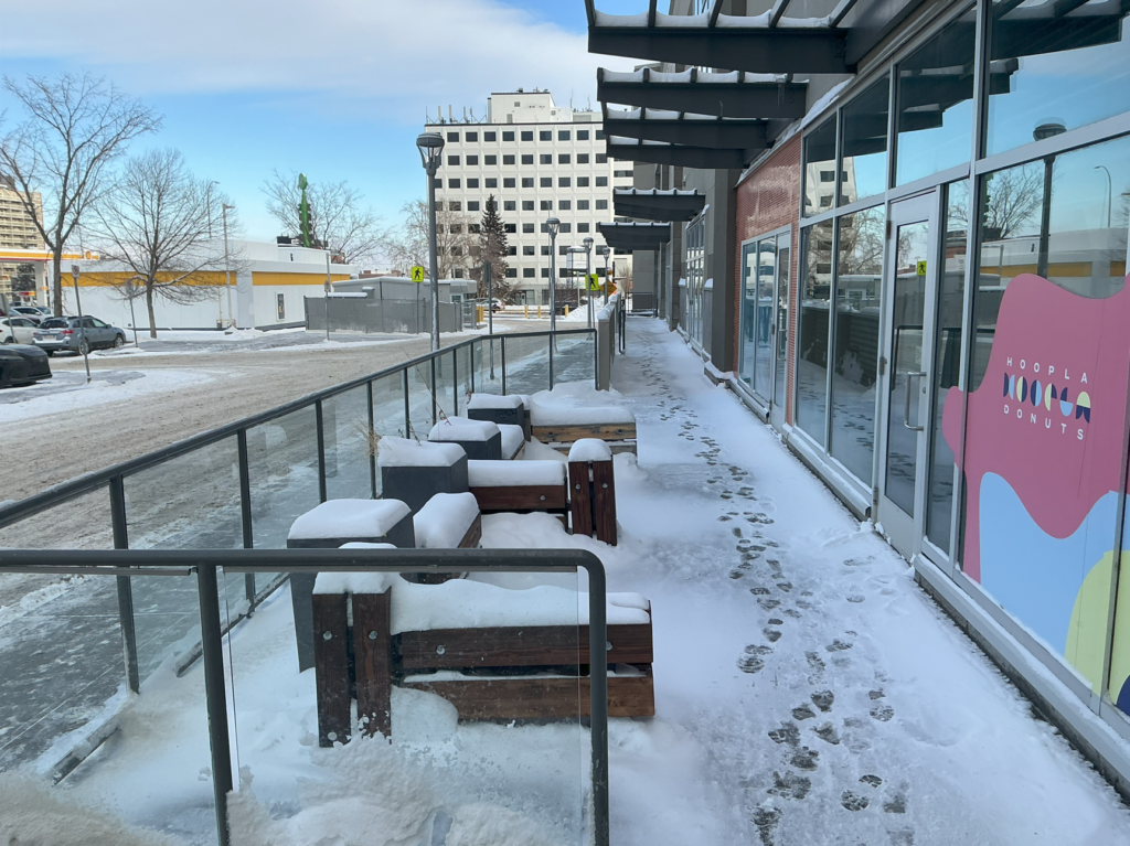 iPad A16 main camera sample, outdoors at 1x zoom.