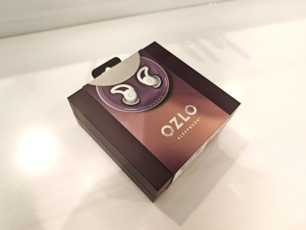 Ozlo Sleepbuds closed box.